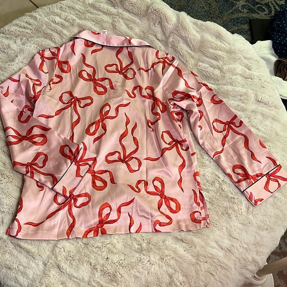 NWOT Victoria’s Secret Chalk Rose Glazed Satin pajama set XS - Picture 7 of 12